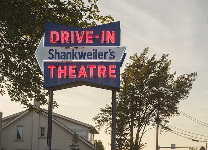 SHANKWEILER'S DRIVE-IN THEATRE (OREFIELD, PA)
