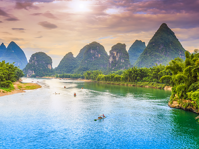 สถานที่มรดกโลกทางธรรมชาติของจีน เขากุ้ยหลิน (Guilin and Lijiang River Scenic Area)