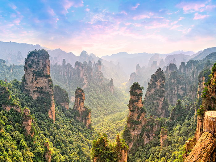 สถานที่มรดกโลกทางธรรมชาติของจีน อุทยานแห่งชาติจางเจียเจี้ย (Zhangjiajie National Forest Park)