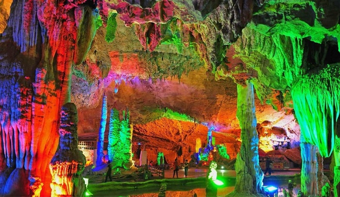 ที่เที่ยวคุนหมิง ถ้ำจิ่วเซียง (Jiuxiang Cave)