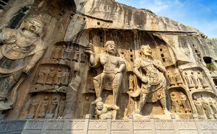 ถ้ำหินหลงเหมิน ลั่วหยาง (龙门石窟, Longmen Grottoes)