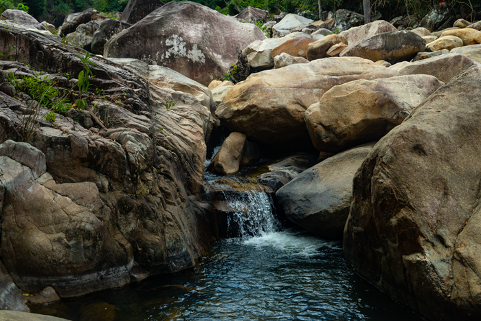 10 ที่เที่ยวญาจาง เวียดนาม Ba Ho Waterfalls