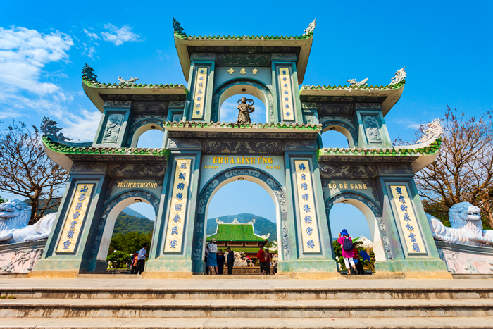 วัดในเวียดนาม วัดลินห์อึ๋ง (Linh Ung Pagoda)