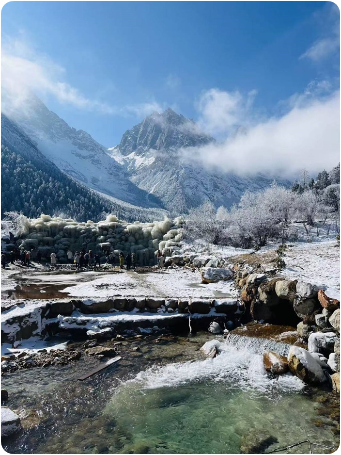 อุทยานแห่งชาติปี้ผิงโกว (Bipenggou National Park)