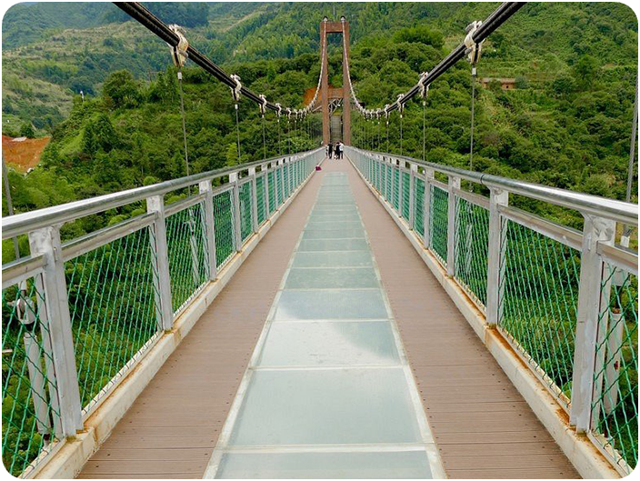 สะพานกระจกหวงหลิง (Leixin Bridge)