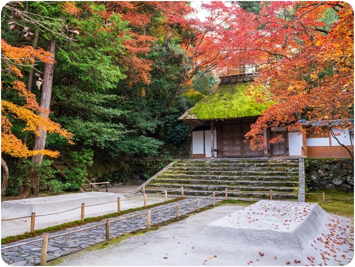 วัดนันเซนจิ (Nanzenji Temple) autumn