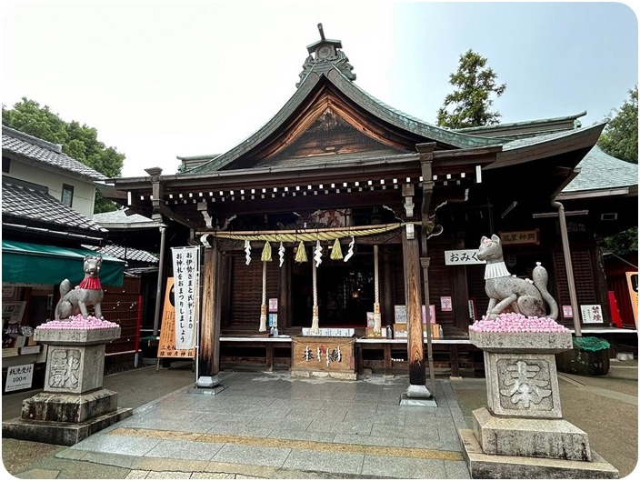 ศาลเจ้าซังโคอินาริ (Sanko Inari Jinja Shrine)