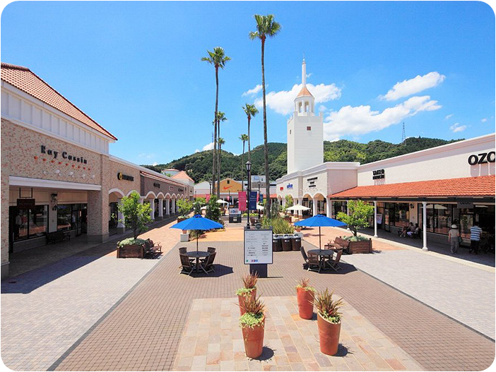 โทสุ พรีเมี่ยมเอาท์เล็ต (Tosu Premium Outlets)