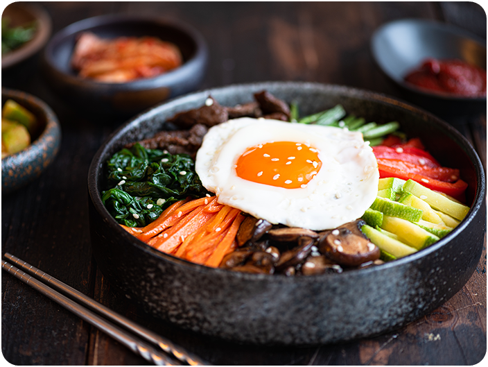 เมนูข้าวยำเกาหลี “บิบิมบับ (Bibimbap)”