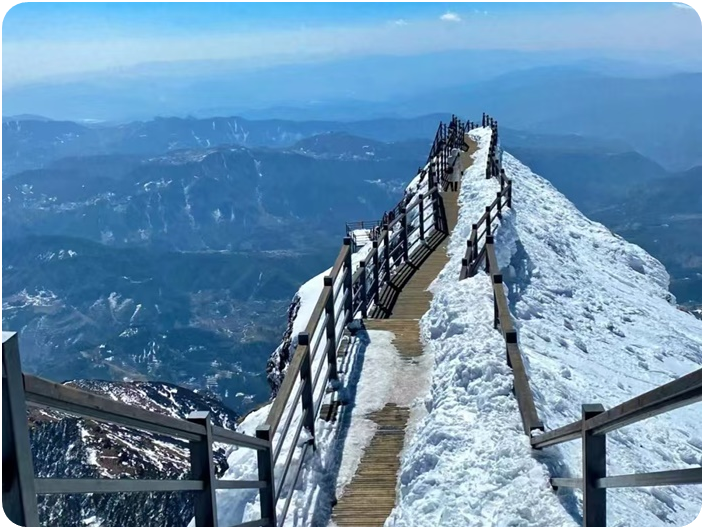 ภูเขาหิมะเจี้ยวจื่อ (JiaoZi Mountain)