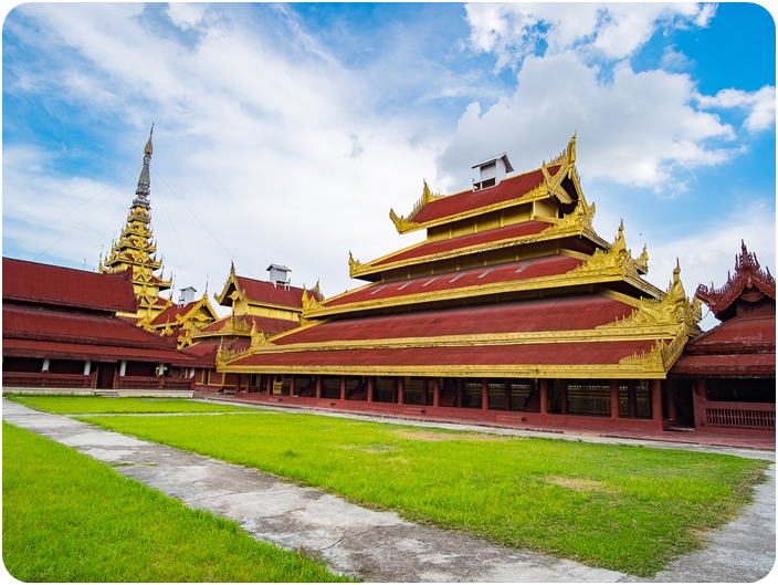 พระราชวังมัณฑะเลย์ (Mandalay Palace)