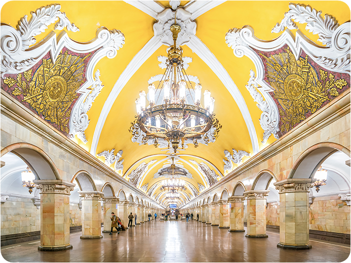 สถานีรถไฟใต้ดินแห่งมอสโก (Moscow Metro)