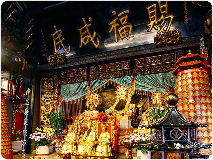 ศาลเจ้าแชเล่งเอี๊ยะ หรือ ศาลเจ้ามังกรเขียว (Qinglong Temple - 青龙古庙)