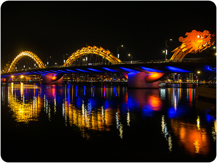 สะพานมังกร Dragon Bridge Danang